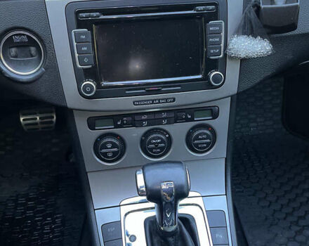 Серый Фольксваген Пассат, объемом двигателя 1.97 л и пробегом 362 тыс. км за 5700 $, фото 12 на Automoto.ua