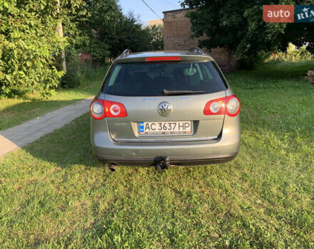 Серый Фольксваген Пассат, объемом двигателя 1.6 л и пробегом 222 тыс. км за 5550 $, фото 5 на Automoto.ua