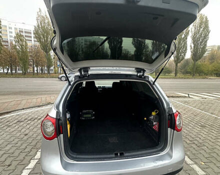 Серый Фольксваген Пассат, объемом двигателя 1.9 л и пробегом 325 тыс. км за 6000 $, фото 12 на Automoto.ua