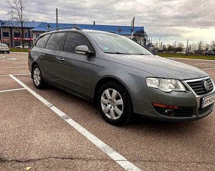 Сірий Фольксваген Пассат, об'ємом двигуна 1.6 л та пробігом 300 тис. км за 5500 $, фото 7 на Automoto.ua