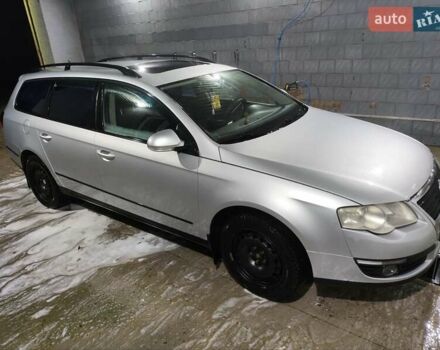 Серый Фольксваген Пассат, объемом двигателя 1.97 л и пробегом 380 тыс. км за 4500 $, фото 2 на Automoto.ua