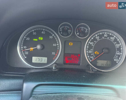 Сірий Фольксваген Пассат, об'ємом двигуна 1.8 л та пробігом 251 тис. км за 4450 $, фото 6 на Automoto.ua