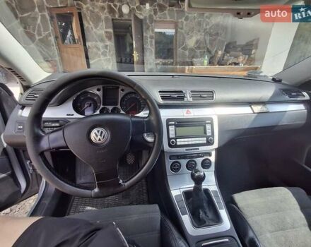 Сірий Фольксваген Пассат, об'ємом двигуна 1.9 л та пробігом 344 тис. км за 4500 $, фото 11 на Automoto.ua