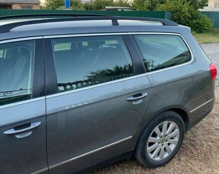 Серый Фольксваген Пассат, объемом двигателя 1.6 л и пробегом 232 тыс. км за 6499 $, фото 2 на Automoto.ua