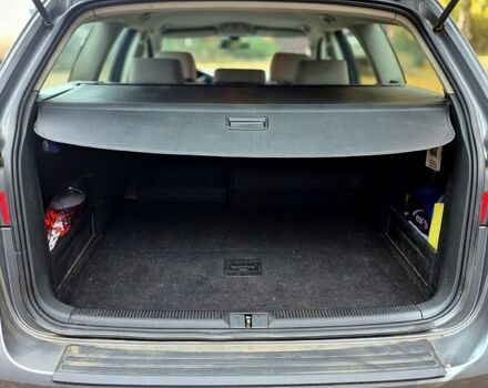 Серый Фольксваген Пассат, объемом двигателя 2 л и пробегом 367 тыс. км за 5000 $, фото 6 на Automoto.ua