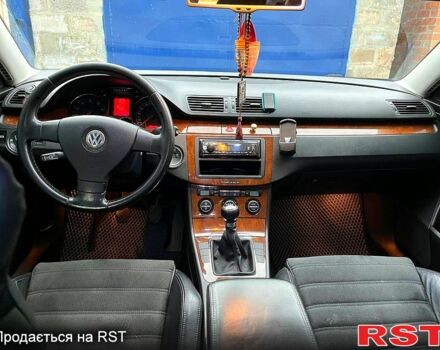 Серый Фольксваген Пассат, объемом двигателя 2 л и пробегом 370 тыс. км за 6300 $, фото 3 на Automoto.ua