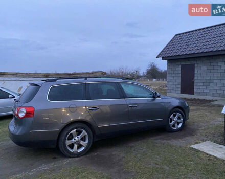 Серый Фольксваген Пассат, объемом двигателя 1.98 л и пробегом 244 тыс. км за 5500 $, фото 11 на Automoto.ua