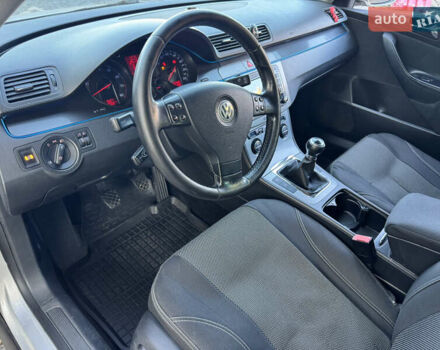 Сірий Фольксваген Пассат, об'ємом двигуна 2 л та пробігом 267 тис. км за 4500 $, фото 11 на Automoto.ua