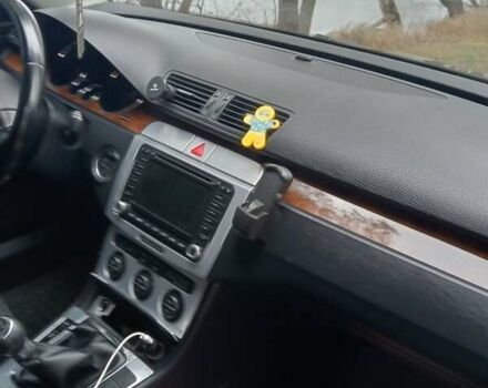 Серый Фольксваген Пассат, объемом двигателя 1.97 л и пробегом 280 тыс. км за 5600 $, фото 8 на Automoto.ua