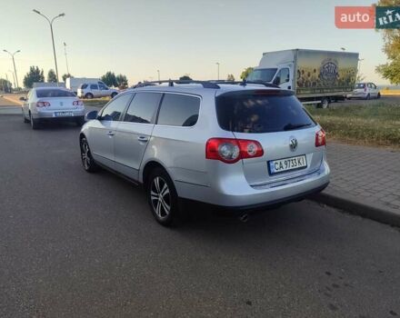 Серый Фольксваген Пассат, объемом двигателя 1.6 л и пробегом 256 тыс. км за 5950 $, фото 7 на Automoto.ua