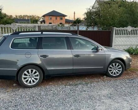 Серый Фольксваген Пассат, объемом двигателя 1.6 л и пробегом 232 тыс. км за 6499 $, фото 4 на Automoto.ua