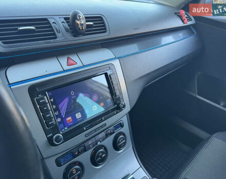 Сірий Фольксваген Пассат, об'ємом двигуна 2 л та пробігом 267 тис. км за 4500 $, фото 12 на Automoto.ua