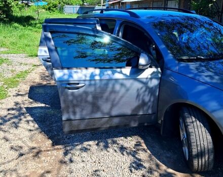 Серый Фольксваген Пассат, объемом двигателя 1.6 л и пробегом 298 тыс. км за 5950 $, фото 1 на Automoto.ua