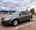 Сірий Фольксваген Пассат, об'ємом двигуна 1.6 л та пробігом 300 тис. км за 5500 $, фото 3 на Automoto.ua