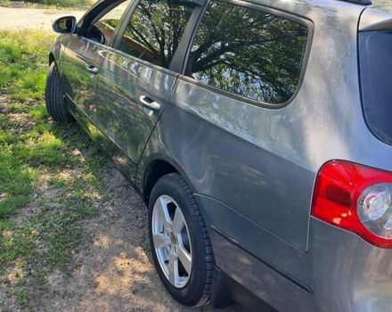 Сірий Фольксваген Пассат, об'ємом двигуна 1.6 л та пробігом 297 тис. км за 6100 $, фото 3 на Automoto.ua