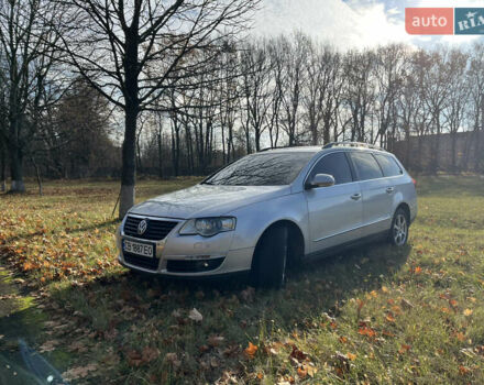 Серый Фольксваген Пассат, объемом двигателя 1.97 л и пробегом 362 тыс. км за 5700 $, фото 4 на Automoto.ua