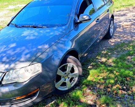 Серый Фольксваген Пассат, объемом двигателя 1.6 л и пробегом 298 тыс. км за 5950 $, фото 5 на Automoto.ua