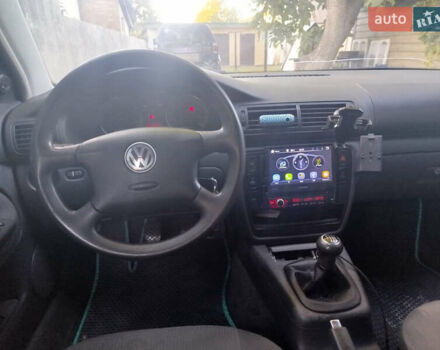 Серый Фольксваген Пассат, объемом двигателя 1.97 л и пробегом 363 тыс. км за 4300 $, фото 5 на Automoto.ua
