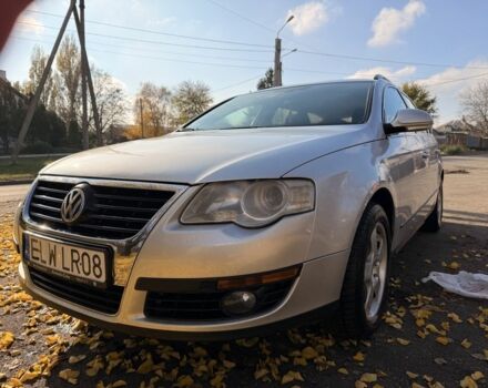 Сірий Фольксваген Пассат, об'ємом двигуна 2 л та пробігом 300 тис. км за 2800 $, фото 13 на Automoto.ua