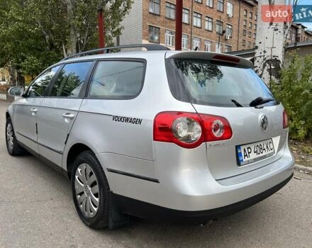 Серый Фольксваген Пассат, объемом двигателя 1.6 л и пробегом 235 тыс. км за 4750 $, фото 9 на Automoto.ua