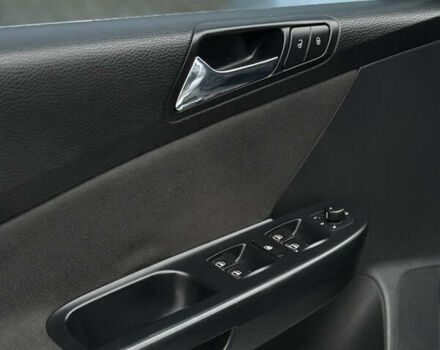 Серый Фольксваген Пассат, объемом двигателя 1.98 л и пробегом 251 тыс. км за 5650 $, фото 12 на Automoto.ua