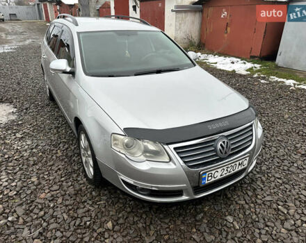 Серый Фольксваген Пассат, объемом двигателя 1.9 л и пробегом 348 тыс. км за 4400 $, фото 2 на Automoto.ua