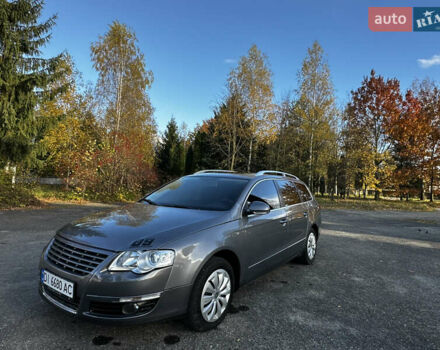 Серый Фольксваген Пассат, объемом двигателя 2 л и пробегом 260 тыс. км за 6500 $, фото 41 на Automoto.ua