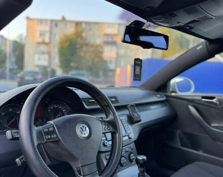 Серый Фольксваген Пассат, объемом двигателя 1.97 л и пробегом 402 тыс. км за 5799 $, фото 6 на Automoto.ua
