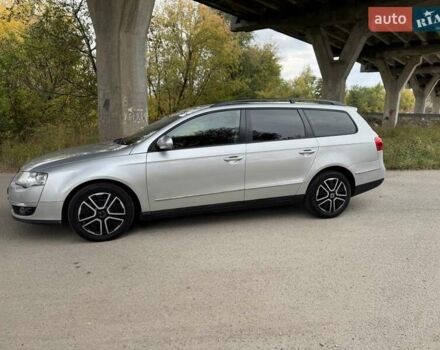 Сірий Фольксваген Пассат, об'ємом двигуна 2 л та пробігом 380 тис. км за 4999 $, фото 4 на Automoto.ua