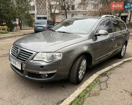 Серый Фольксваген Пассат, объемом двигателя 1.6 л и пробегом 258 тыс. км за 5900 $, фото 1 на Automoto.ua