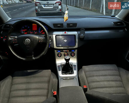 Сірий Фольксваген Пассат, об'ємом двигуна 1.9 л та пробігом 348 тис. км за 4650 $, фото 31 на Automoto.ua