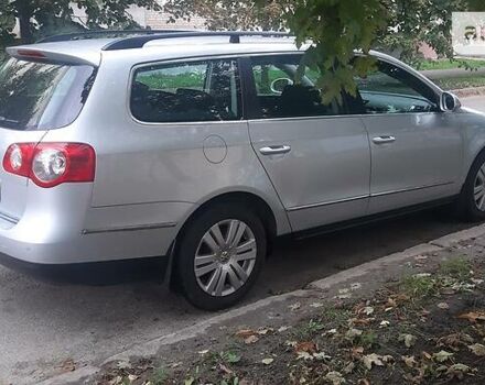 Серый Фольксваген Пассат, объемом двигателя 1.6 л и пробегом 165 тыс. км за 6500 $, фото 4 на Automoto.ua