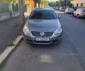 Сірий Фольксваген Пассат, об'ємом двигуна 2 л та пробігом 300 тис. км за 5198 $, фото 1 на Automoto.ua