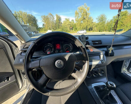 Серый Фольксваген Пассат, объемом двигателя 1.9 л и пробегом 228 тыс. км за 6100 $, фото 4 на Automoto.ua