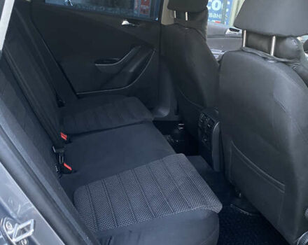 Серый Фольксваген Пассат, объемом двигателя 2 л и пробегом 245 тыс. км за 5600 $, фото 15 на Automoto.ua