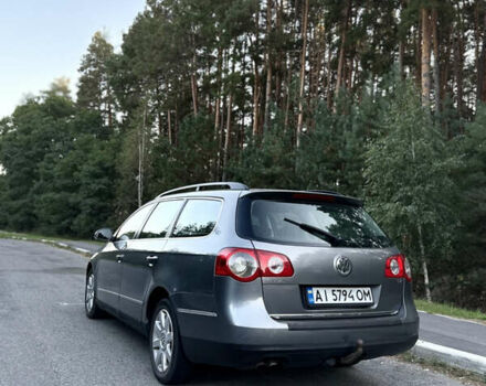 Серый Фольксваген Пассат, объемом двигателя 1.9 л и пробегом 435 тыс. км за 5200 $, фото 4 на Automoto.ua