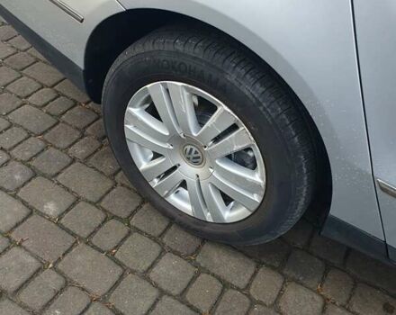 Сірий Фольксваген Пассат, об'ємом двигуна 1.6 л та пробігом 212 тис. км за 5900 $, фото 17 на Automoto.ua