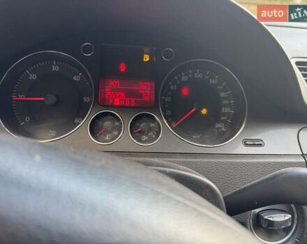 Сірий Фольксваген Пассат, об'ємом двигуна 1.9 л та пробігом 256 тис. км за 5850 $, фото 9 на Automoto.ua