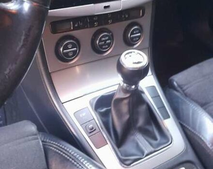 Серый Фольксваген Пассат, объемом двигателя 2 л и пробегом 350 тыс. км за 5000 $, фото 1 на Automoto.ua