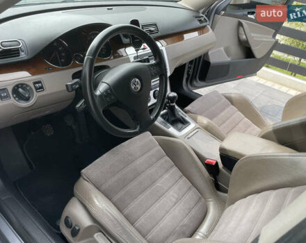 Серый Фольксваген Пассат, объемом двигателя 1.98 л и пробегом 201 тыс. км за 7300 $, фото 8 на Automoto.ua