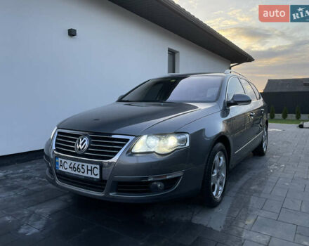Серый Фольксваген Пассат, объемом двигателя 1.98 л и пробегом 201 тыс. км за 7300 $, фото 7 на Automoto.ua
