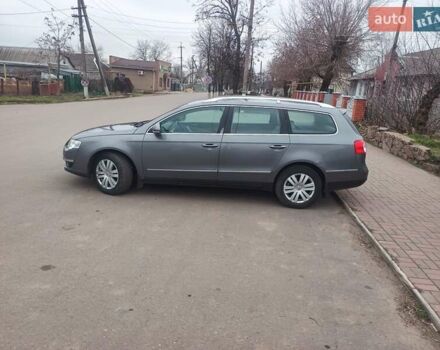 Серый Фольксваген Пассат, объемом двигателя 1.98 л и пробегом 452 тыс. км за 5000 $, фото 8 на Automoto.ua