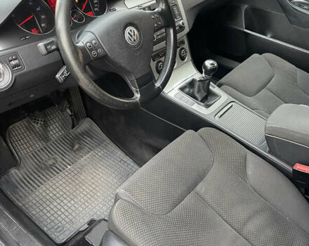 Сірий Фольксваген Пассат, об'ємом двигуна 1.98 л та пробігом 301 тис. км за 5450 $, фото 26 на Automoto.ua