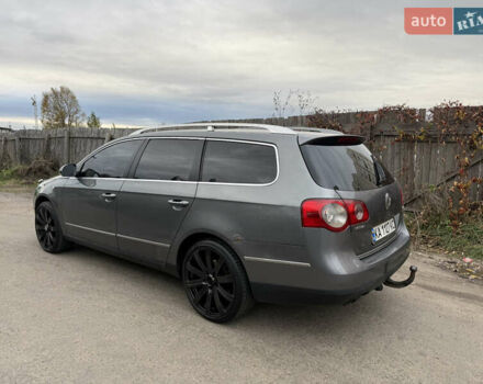 Серый Фольксваген Пассат, объемом двигателя 2 л и пробегом 282 тыс. км за 5750 $, фото 1 на Automoto.ua