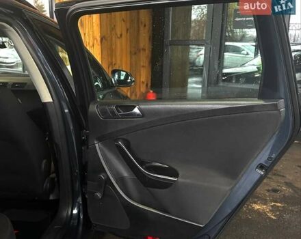 Сірий Фольксваген Пассат, об'ємом двигуна 1.6 л та пробігом 244 тис. км за 6199 $, фото 13 на Automoto.ua