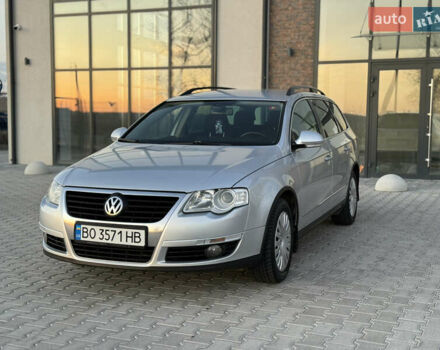 Серый Фольксваген Пассат, объемом двигателя 2 л и пробегом 340 тыс. км за 5500 $, фото 1 на Automoto.ua