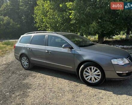 Сірий Фольксваген Пассат, об'ємом двигуна 2 л та пробігом 330 тис. км за 6000 $, фото 1 на Automoto.ua