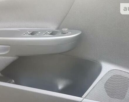 Серый Фольксваген Пассат, объемом двигателя 1.6 л и пробегом 165 тыс. км за 6500 $, фото 19 на Automoto.ua