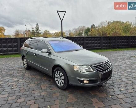 Серый Фольксваген Пассат, объемом двигателя 2 л и пробегом 282 тыс. км за 6300 $, фото 2 на Automoto.ua