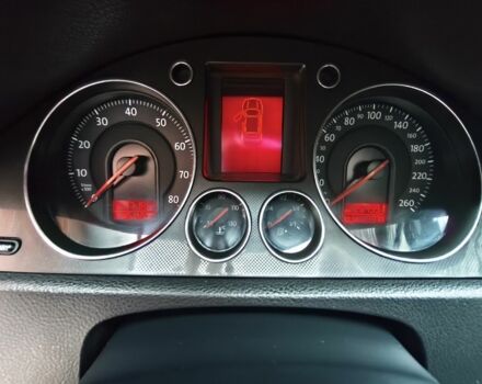 Серый Фольксваген Пассат, объемом двигателя 2 л и пробегом 265 тыс. км за 5500 $, фото 19 на Automoto.ua